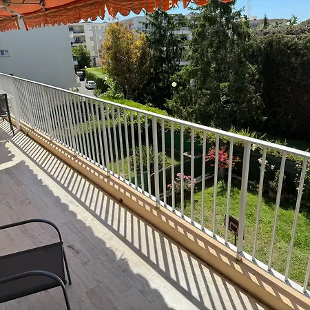 Les Jardin De La Apartman