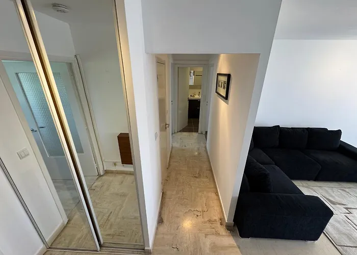 Апартаменти Les Jardin De La *