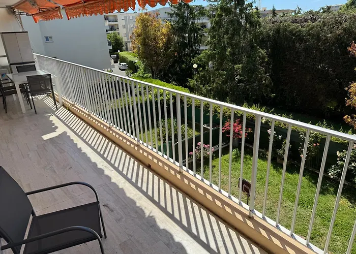 Les Jardin De La Appartamento